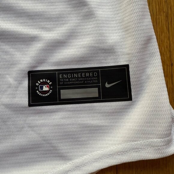 Nike Washington Nationals XL White Juan Soto #22 MLB Button-Up Baseball Jersey - Picture 8 of 8
